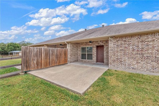4179 Golden Eagle Drive B, Bryan, TX 77808