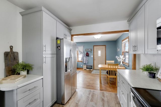 8382 Granada Avenue S, Cottage Grove, MN 55016