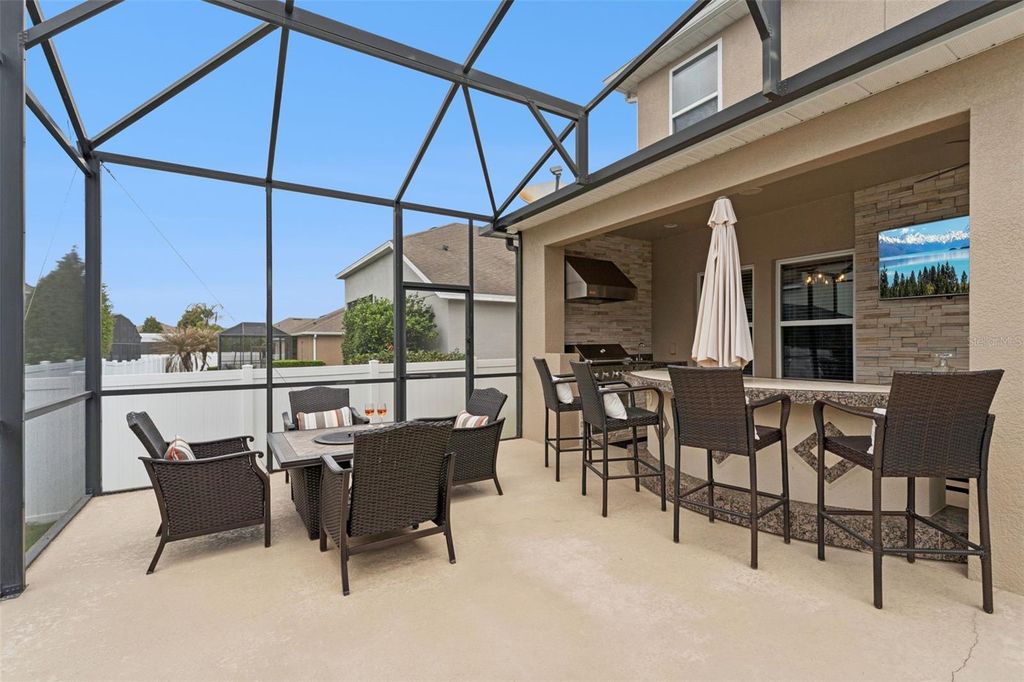 Image 11 of property listing at 15393 SANDFIELD LOOP, Winter Garden, FL 34787