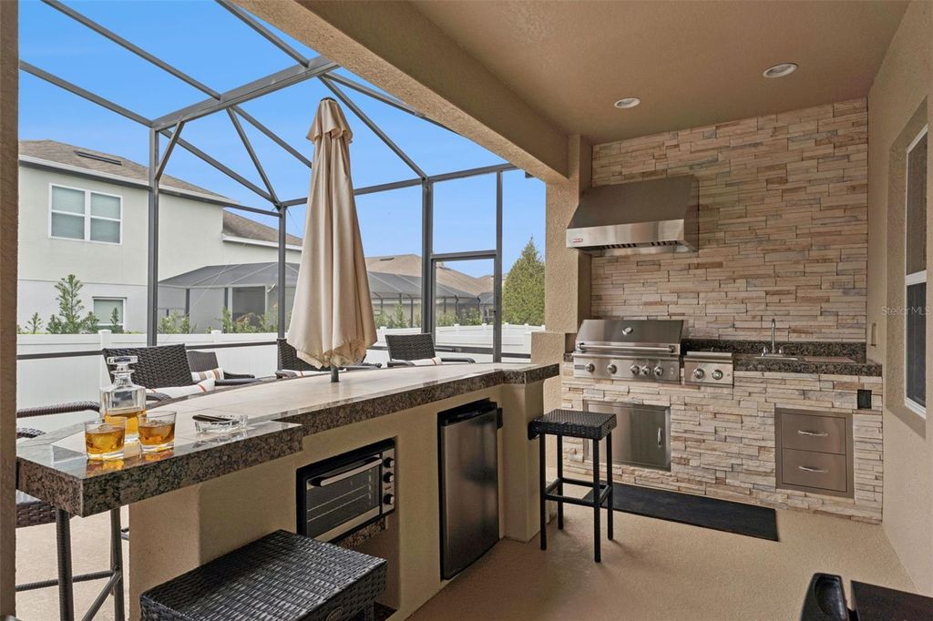 Image 15 of property listing at 15393 SANDFIELD LOOP, Winter Garden, FL 34787