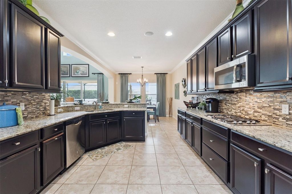 Image 27 of property listing at 15393 SANDFIELD LOOP, Winter Garden, FL 34787