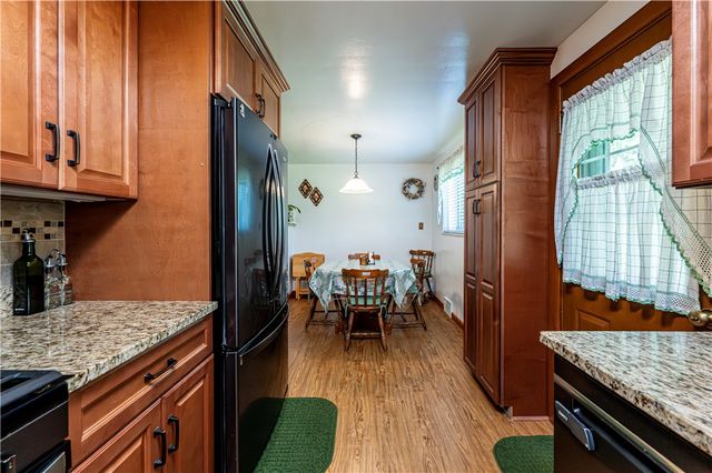125 FOREST DRIVE, North Huntingdon, PA 15642