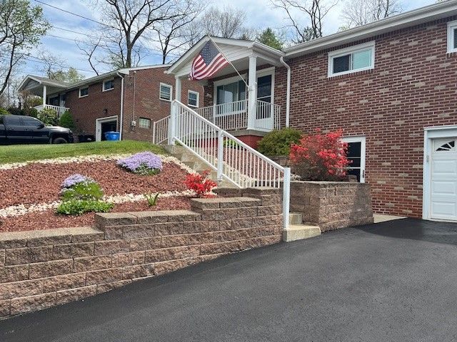 125 FOREST DRIVE, North Huntingdon, PA 15642