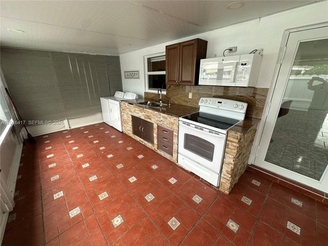 15640 SW 102nd Pl 15640, Miami, FL 33157