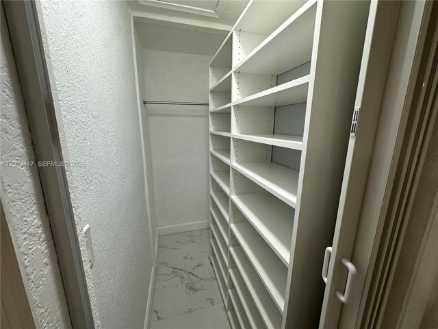 15640 SW 102nd Pl 15640, Miami, FL 33157