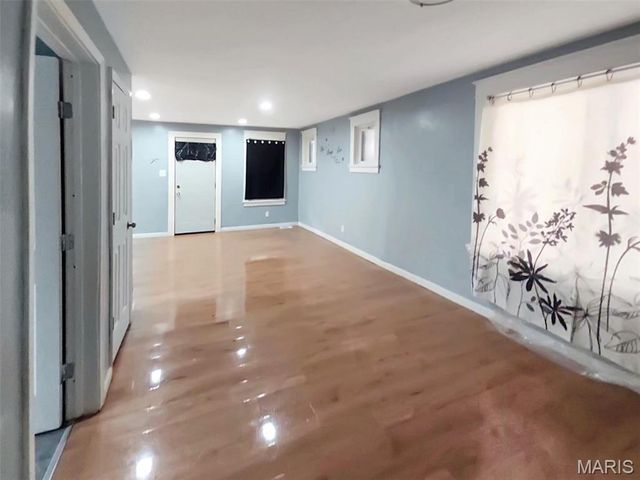 3518 Maywood Avenue, St Louis, MO 63121