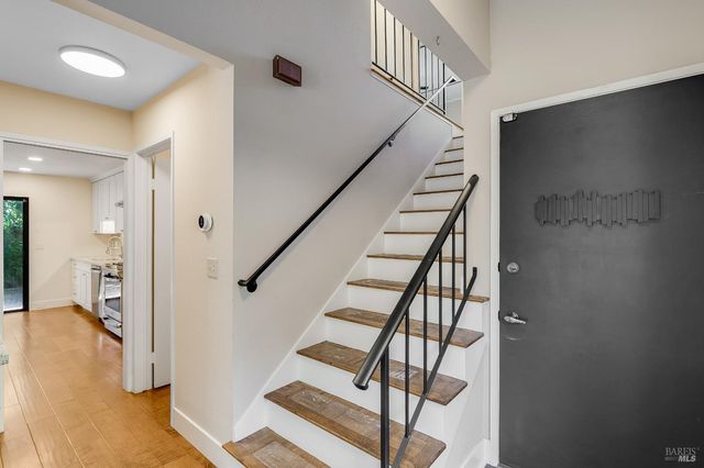 528 Laurel Ct, Benicia, CA 94510