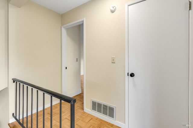 528 Laurel Ct, Benicia, CA 94510