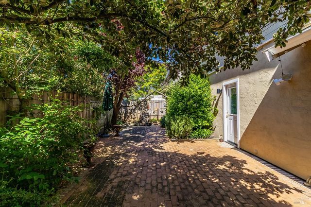528 Laurel Ct, Benicia, CA 94510