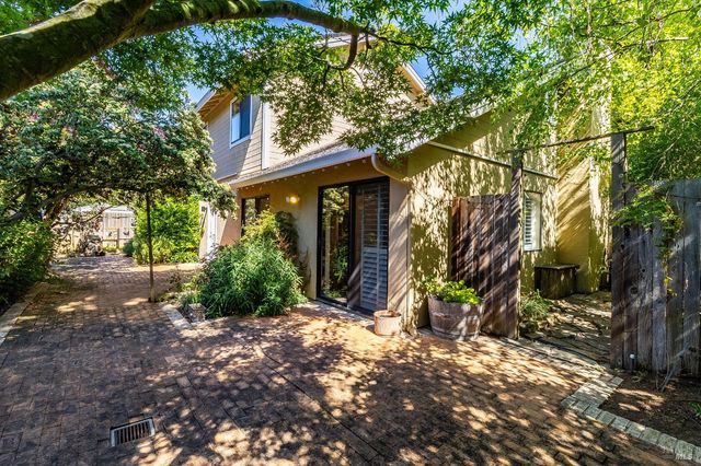 528 Laurel Ct, Benicia, CA 94510
