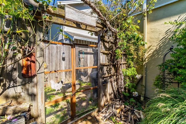 528 Laurel Ct, Benicia, CA 94510