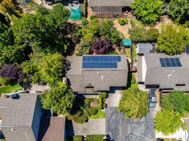 528 Laurel Ct, Benicia, CA 94510