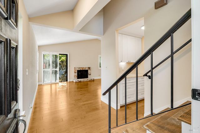 528 Laurel Ct, Benicia, CA 94510