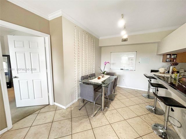 6458 Emerald Dunes Drive 303, West Palm Beach, FL 33411