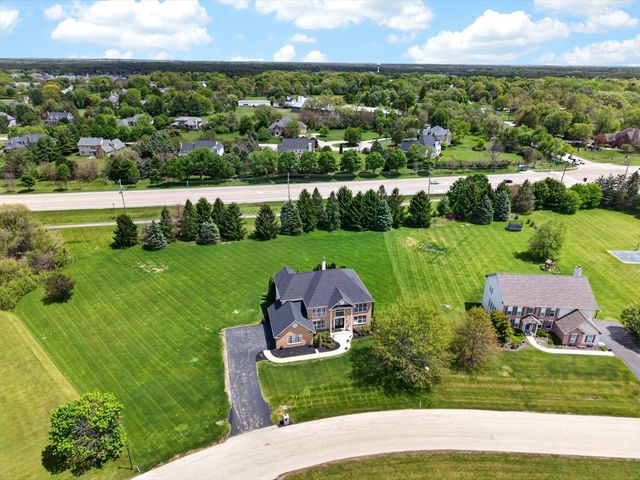 5N915 Baker Hill Court, St. Charles, IL 60175