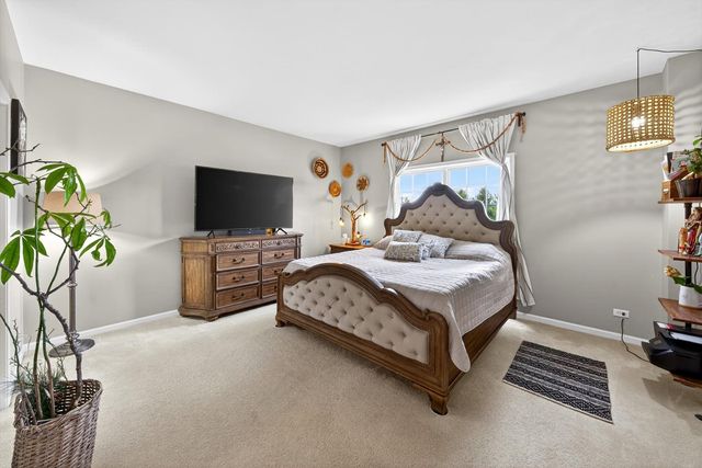 5N915 Baker Hill Court, St. Charles, IL 60175