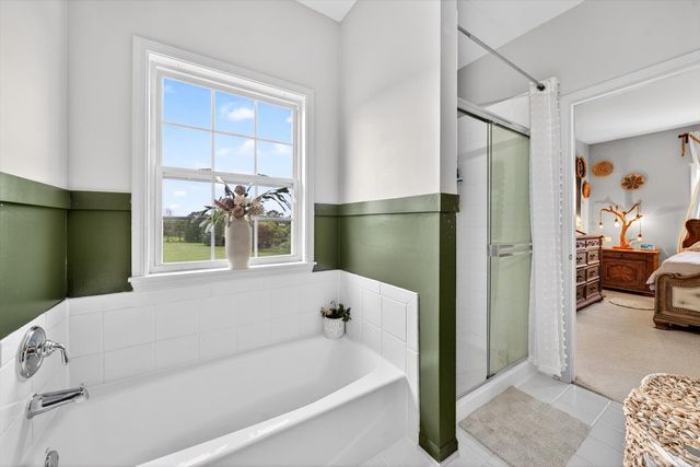 5N915 Baker Hill Court, St. Charles, IL 60175