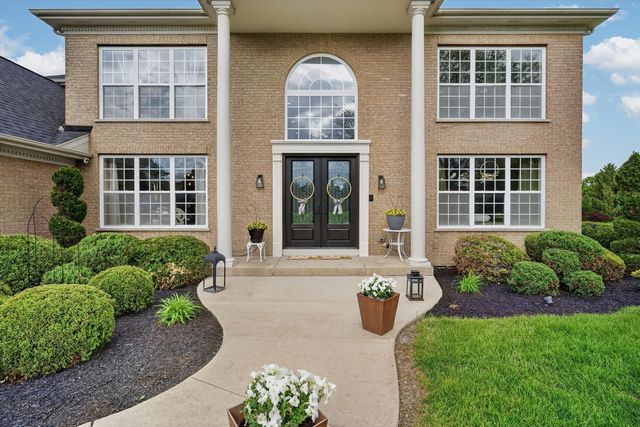 5N915 Baker Hill Court, St. Charles, IL 60175