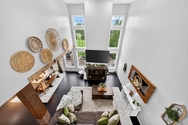 5N915 Baker Hill Court, St. Charles, IL 60175