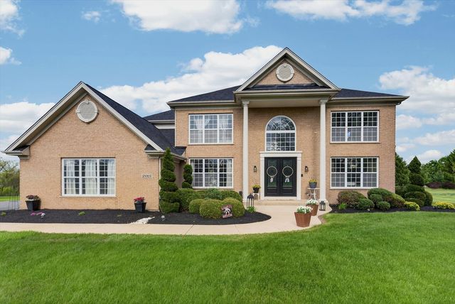 5N915 Baker Hill Court, St. Charles, IL 60175