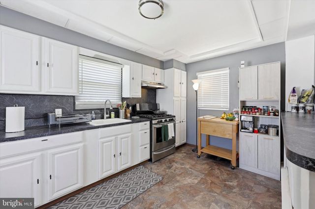 100 5TH ST, Brooklawn, NJ 08030