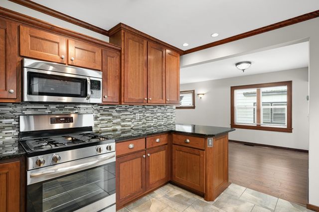 4842 34th Avenue S, Minneapolis, MN 55417