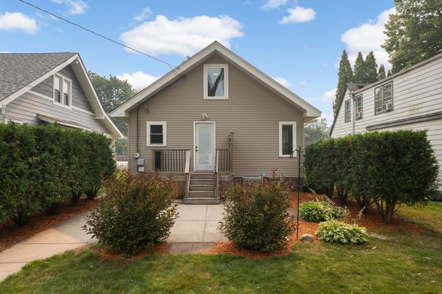 4842 34th Avenue S, Minneapolis, MN 55417