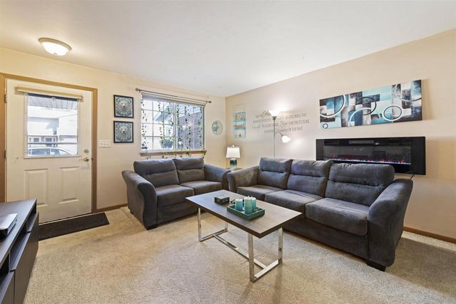 2543 TELLURIDE TRAIL, Green Bay, WI 54313