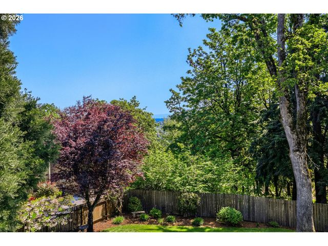 4291 RIVERVIEW Dr, West Linn, OR 97068