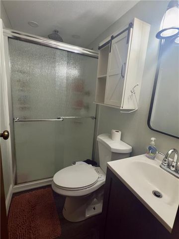 124 Hillcrest Drive, Nevada, MO 64772