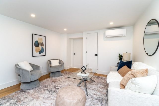 30 Columbus Ave 4, Waltham, MA 02451