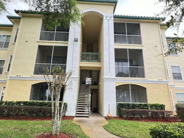 8826 DUNES COURT 207, Kissimmee, FL 34747