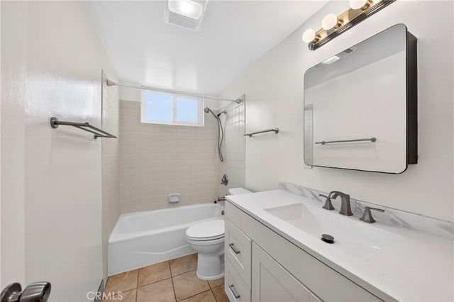 5326 Lorna Street A, Torrance, CA 90503