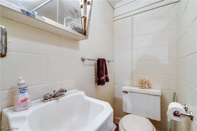 5666 Butterbridge Road NW, Canal Fulton, OH 44614