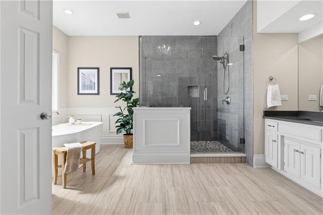 20219 W 93rd Street, Lenexa, KS 66220