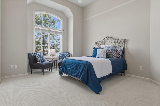 20219 W 93rd Street, Lenexa, KS 66220