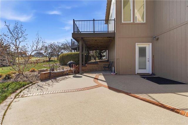 20219 W 93rd Street, Lenexa, KS 66220