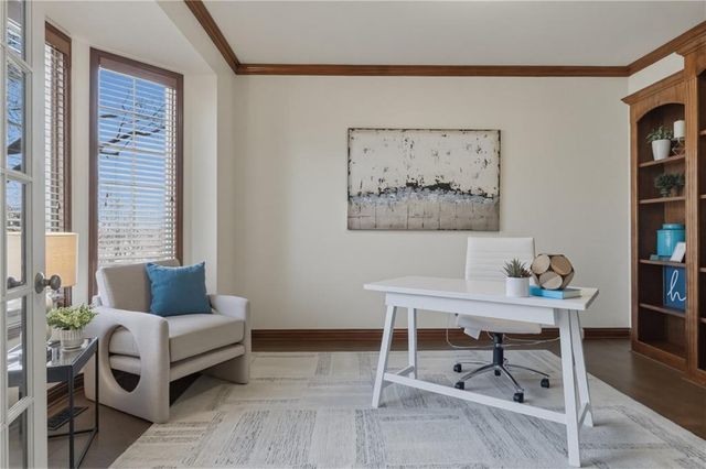 20219 W 93rd Street, Lenexa, KS 66220