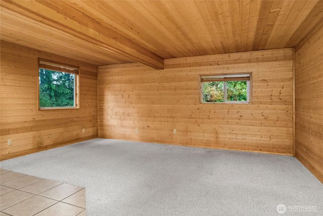 4692 NE Lincoln Road, Poulsbo, WA 98370