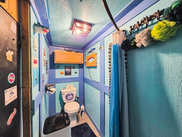 1049 N Sage Road, Crystal Beach, TX 77650