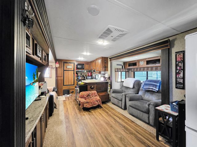 1049 N Sage Road, Crystal Beach, TX 77650