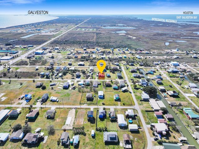 1049 N Sage Road, Crystal Beach, TX 77650