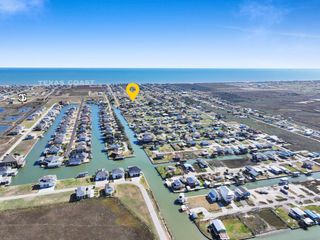 1049 N Sage Road, Crystal Beach, TX 77650