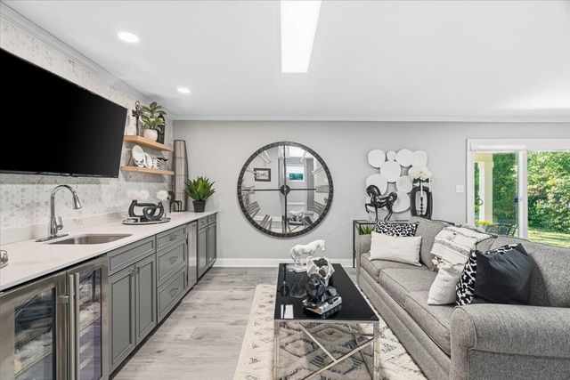 1001 Lothian Drive, Tallahassee, FL 32312