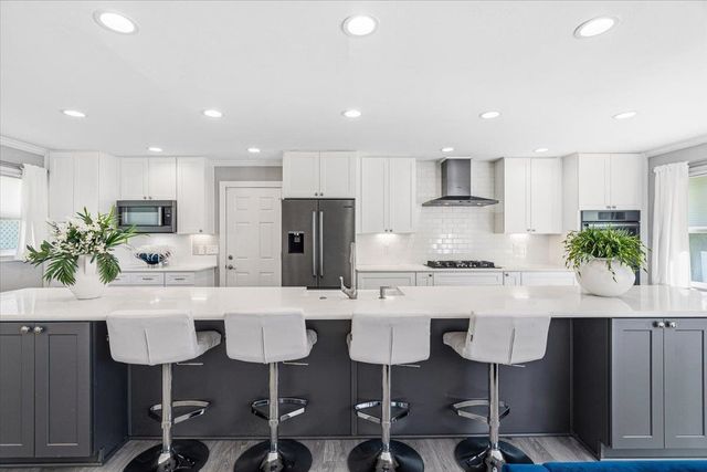 1001 Lothian Drive, Tallahassee, FL 32312