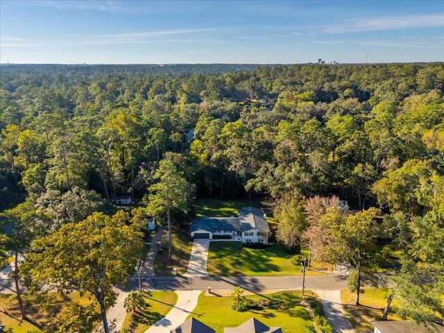 1001 Lothian Drive, Tallahassee, FL 32312