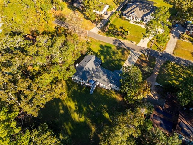 1001 Lothian Drive, Tallahassee, FL 32312