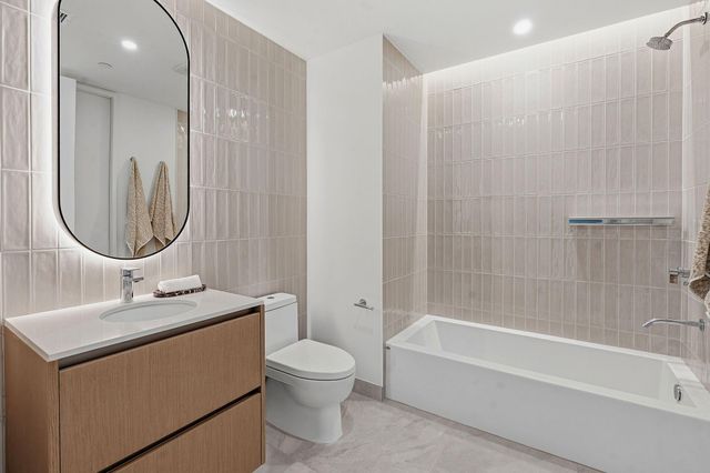 610 Davis ST 4301, Austin, TX 78701