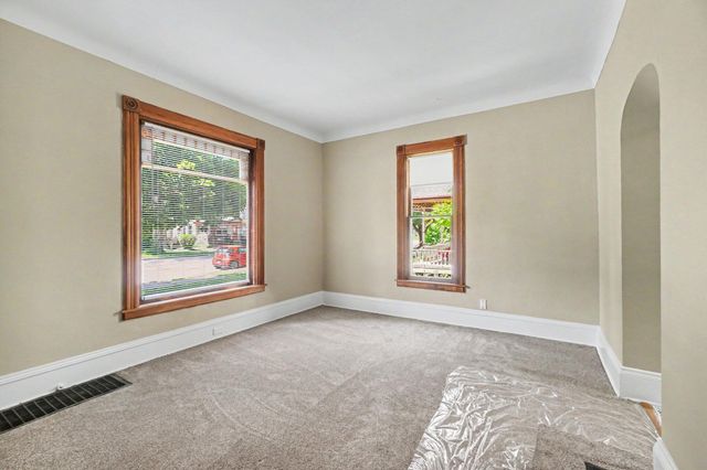 710 Wheaton Avenue, Kalamazoo City, MI 49008