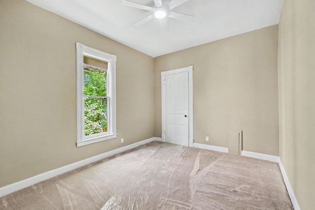 710 Wheaton Avenue, Kalamazoo City, MI 49008